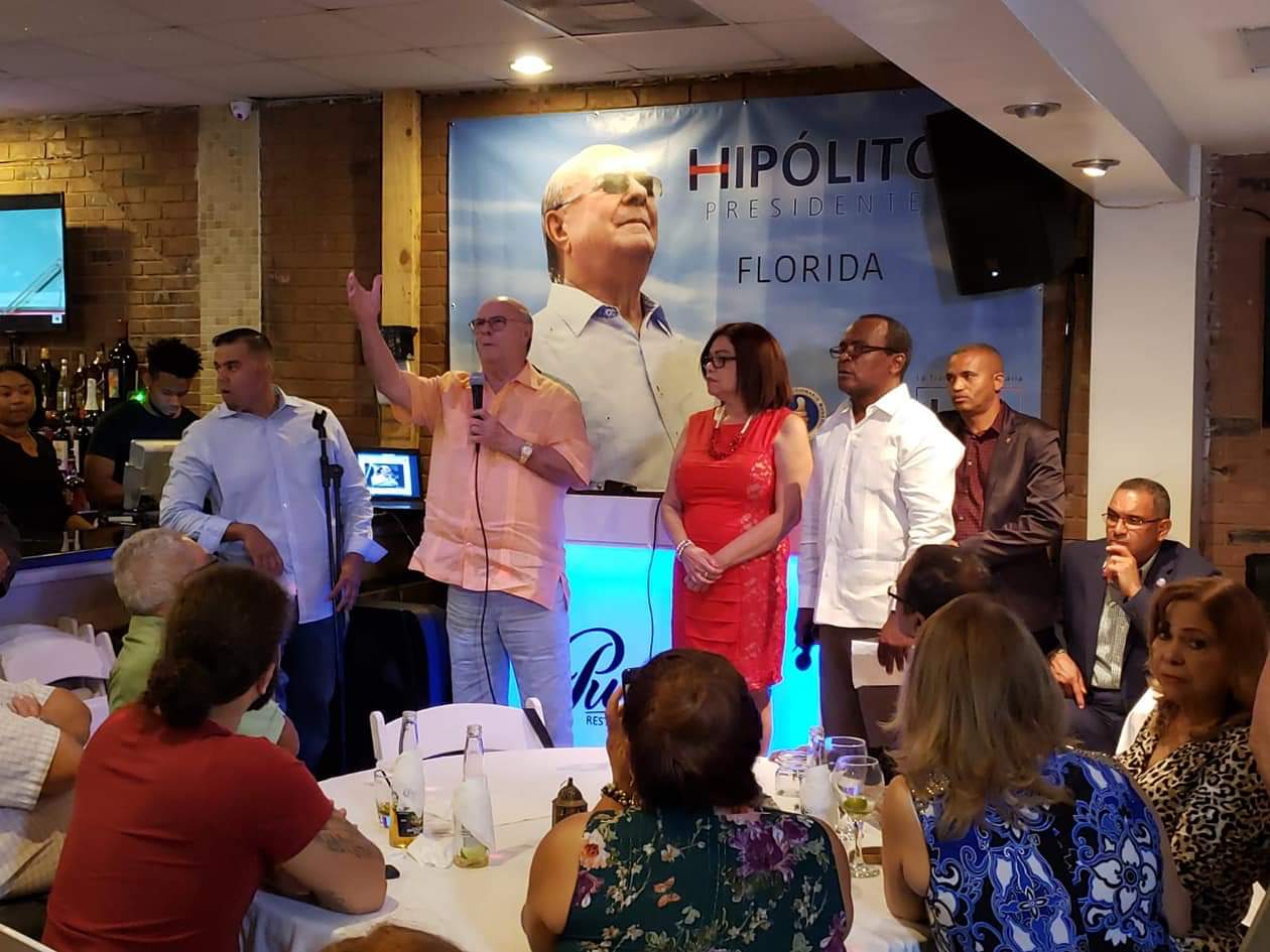 Hipólito Mejía afirma en Florida “RD está en el sótano en mediciones desarrollo económico y social”
