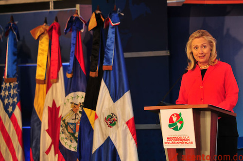 Hillary Clinton: “Cada nación tiene la obligación de proteger los derechos de los migrantes”