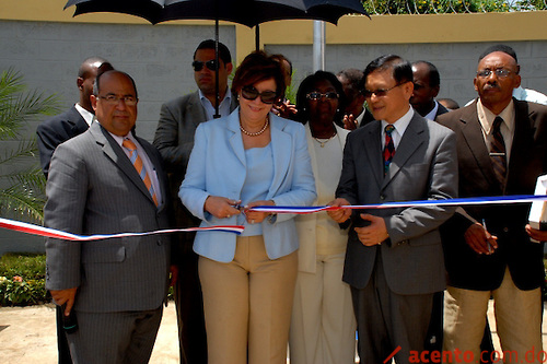 Ministerio de Educación inaugura una escuela en Villa Altagracia