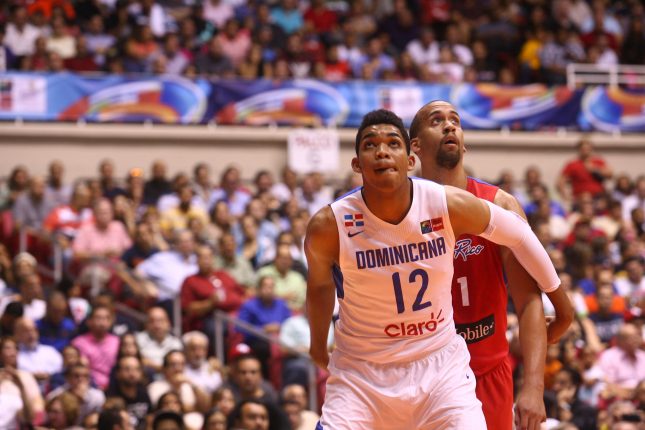 Premio 'Novato del Año' de Karl Towns eleva el baloncesto dominicano