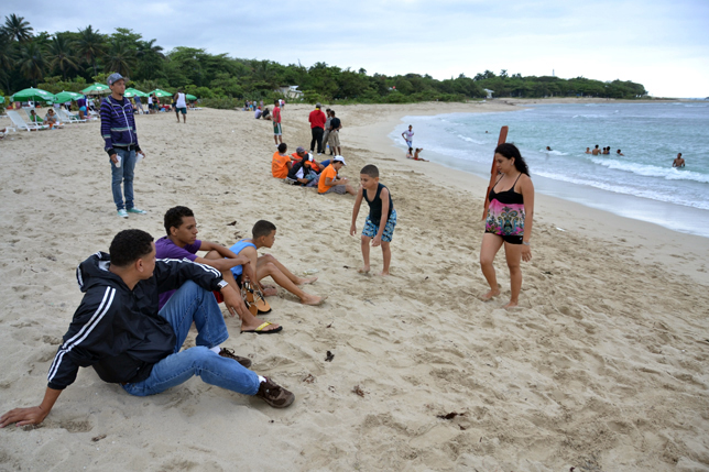 El friíto y la lluvian alejaron a los vacacionistas de Puerto Plata en Semana Santa