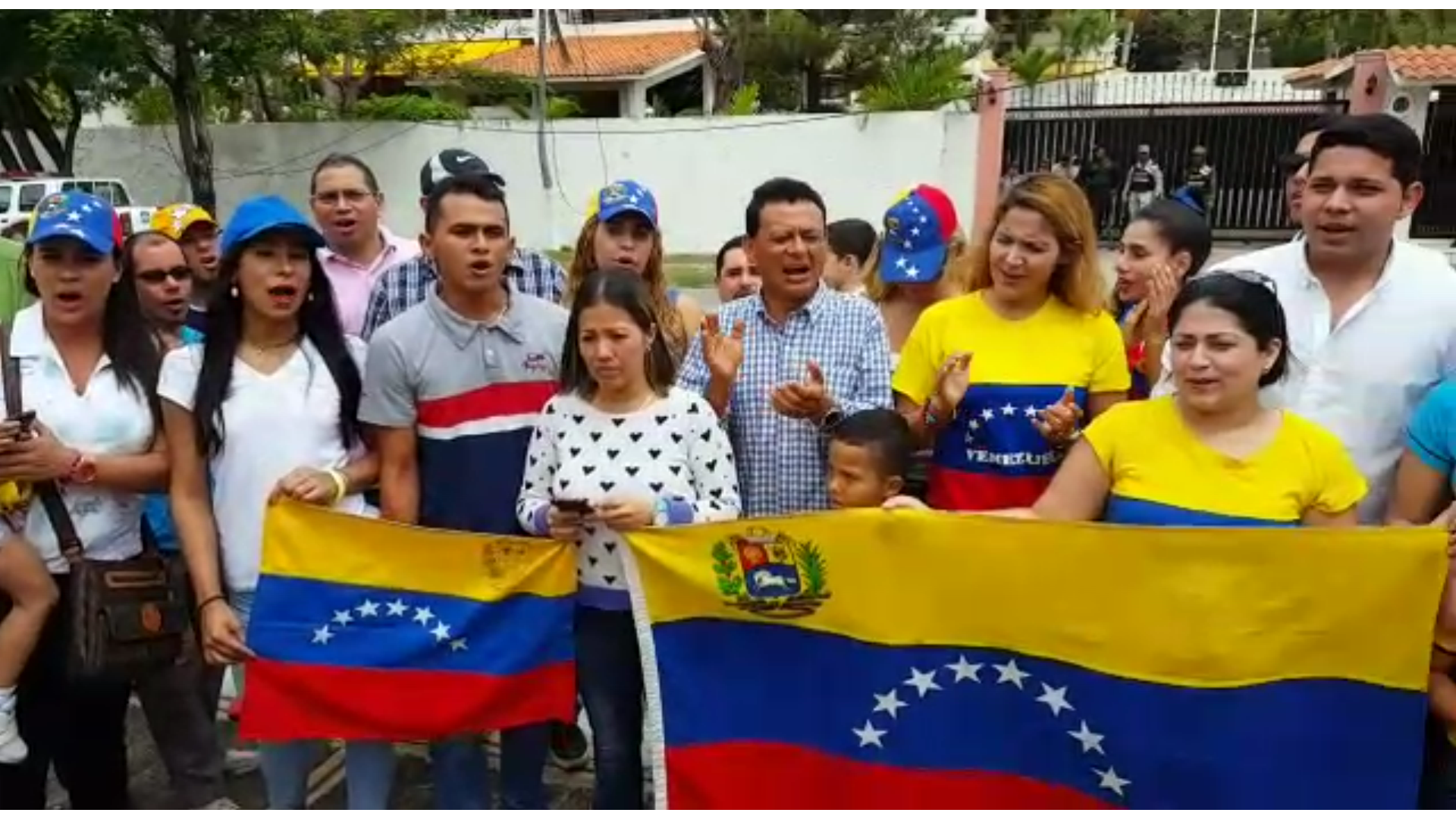 Venezolanos residentes en República Dominicana protestan contra gobierno de Maduro