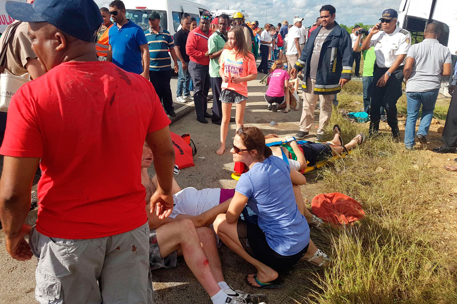 Por lo menos 20 heridos en accidente ocurrido en autovía de Higüey
