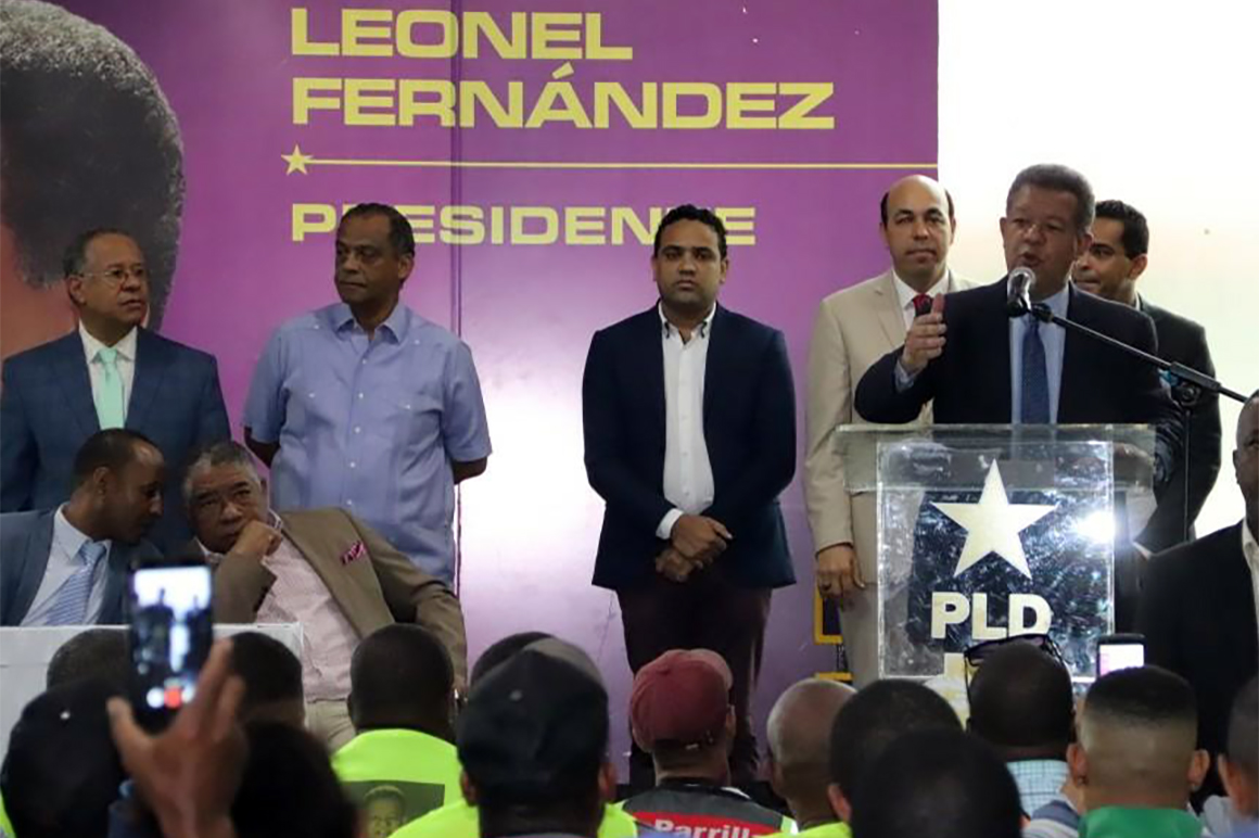 Leonel promete dotar de pensiones y seguros de salud a motoconchistas y empleados informales