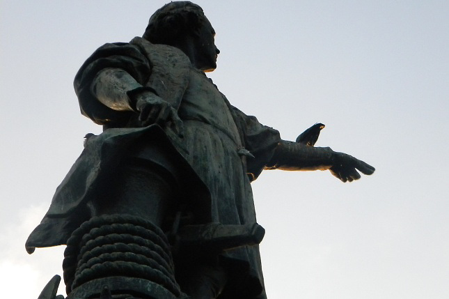 Ideología, de “La estatua del padre” y otros objetos