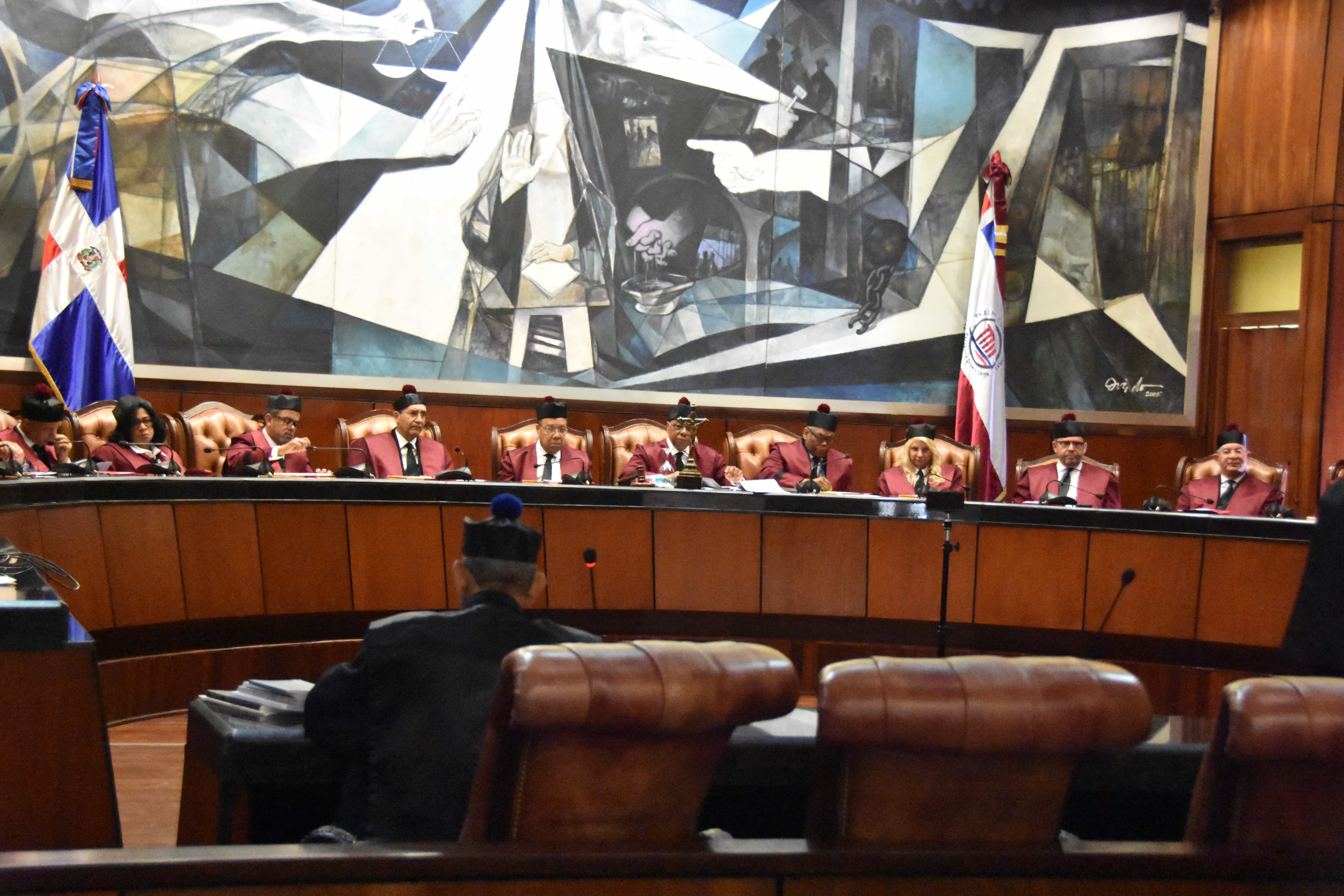 La delicada selección de cinco magistrados para el Tribunal Constitucional