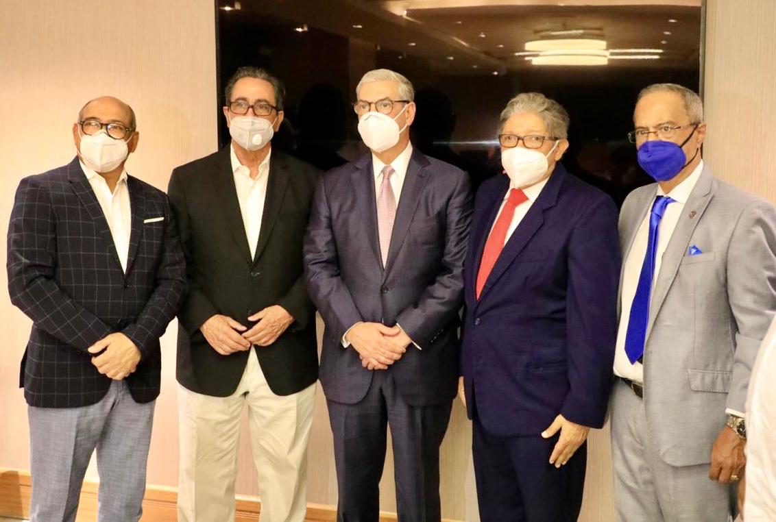 Gonzalo recibe apoyo de exrectores UASD Sánchez Martínez, Cabral, Grullón y Reyna