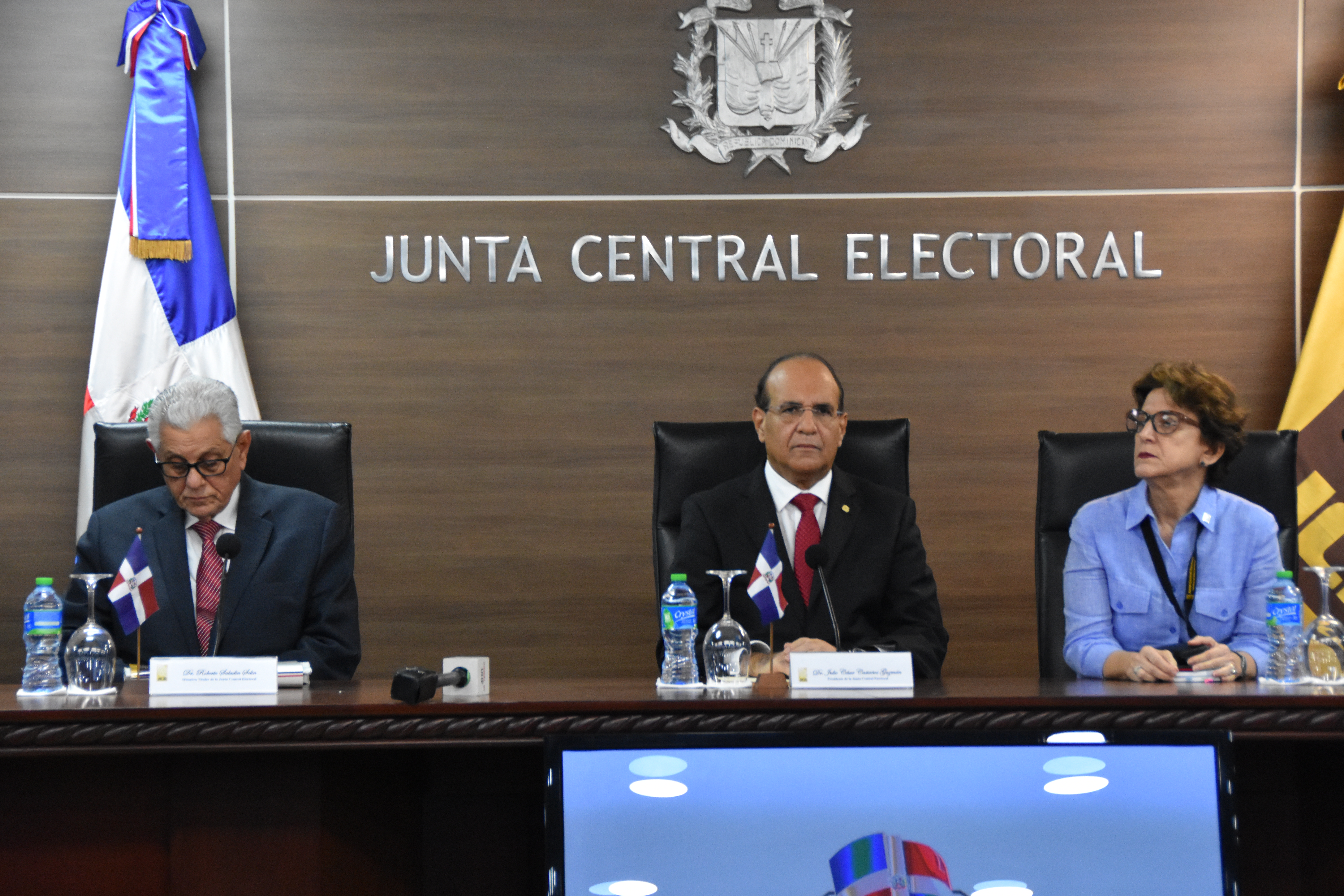 Presidente JCE repudia se utilice el empleo público como tema de campaña electoral