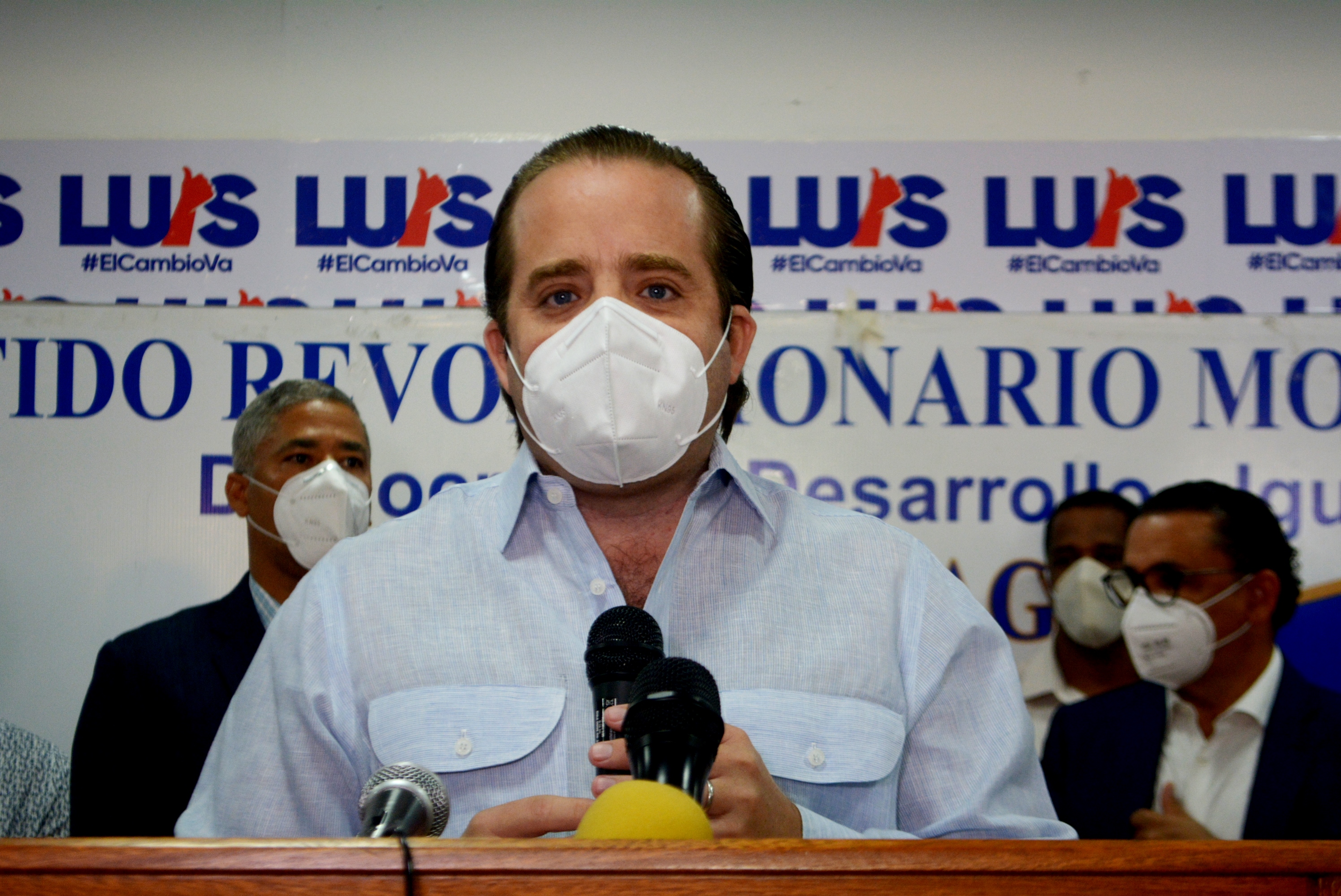 José Paliza: el Gobierno ha sido persistente y hasta necio para adquirir la vacuna