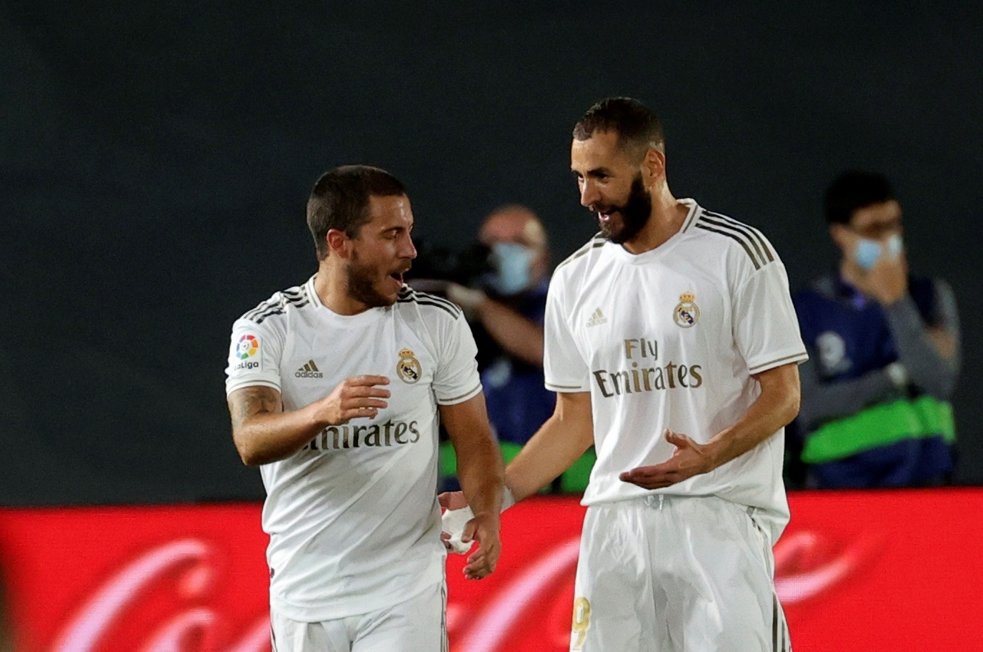 La conexión Hazard-Benzema mantiene segundo al R. Madrid
