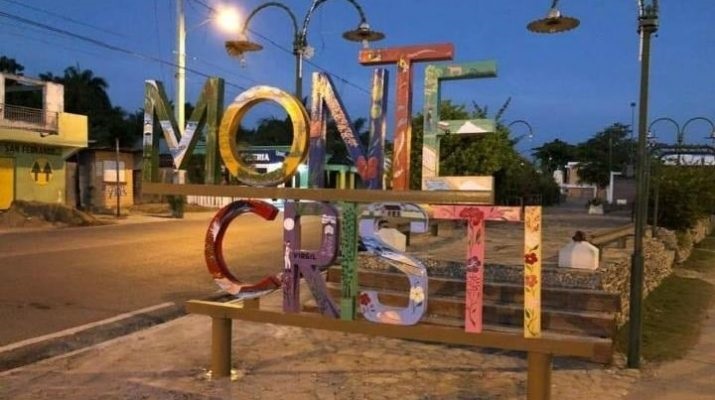 Letrero que costó RD$ 500 mil en Montecristi, sería desmontado por Alcaldía