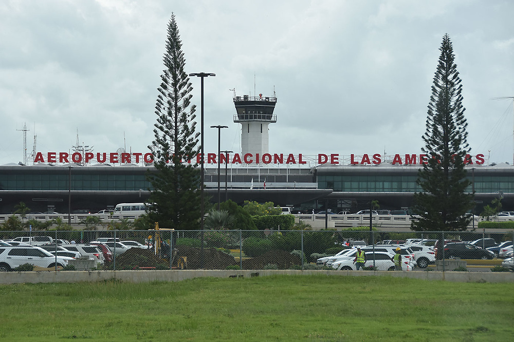 Primer vuelo de reapertura en República Dominicana llega desde Puerto Rico