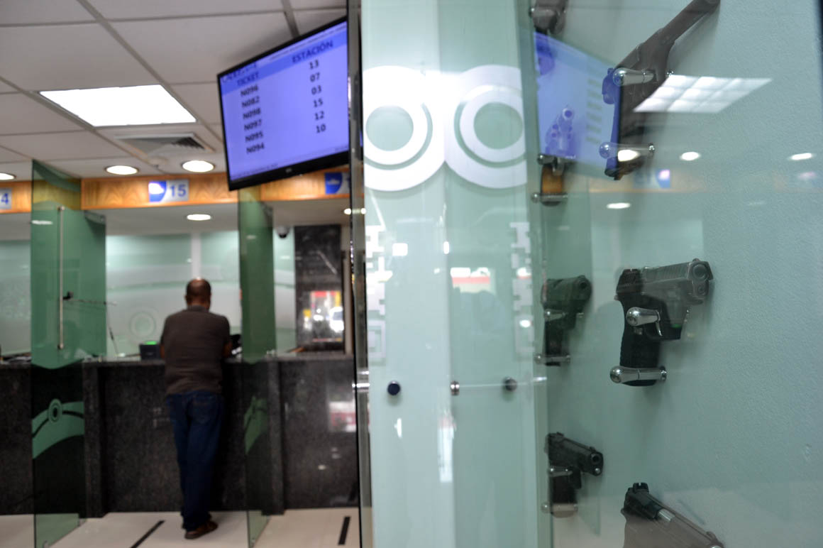 Ministerio de Interior y Policía habilita citas para traspaso de armas