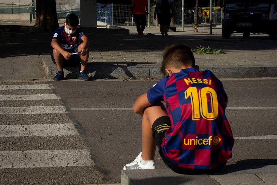 Messi no se presentó y agravó lío contractual con Barcelona