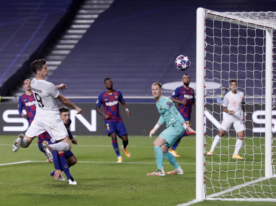 Barcelona recibe monumental paliza: goleado 8 a 2 por el Bayer