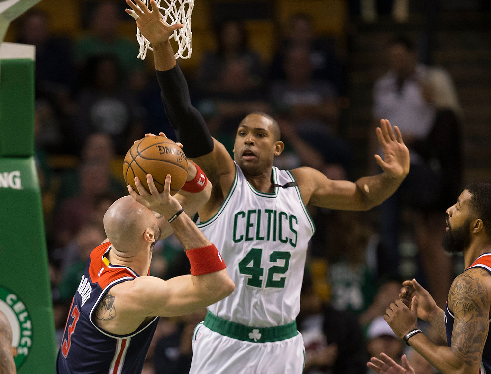 Tatum y dominicano Horford lideran triunfo de Celtics