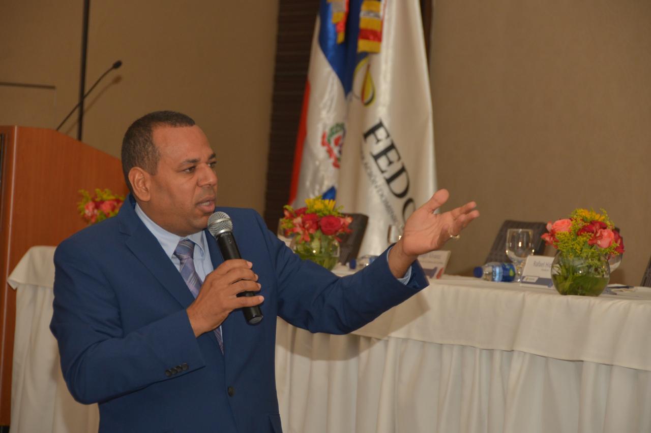 Presidente FEDOMU llama alcaldes activar los Comités Municipales de Emergencia