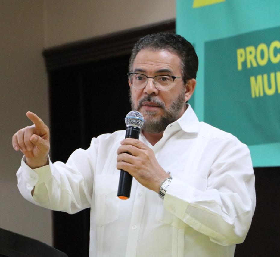 Guillermo Moreno: de candidato presidencial a candidato a senador por el PRM