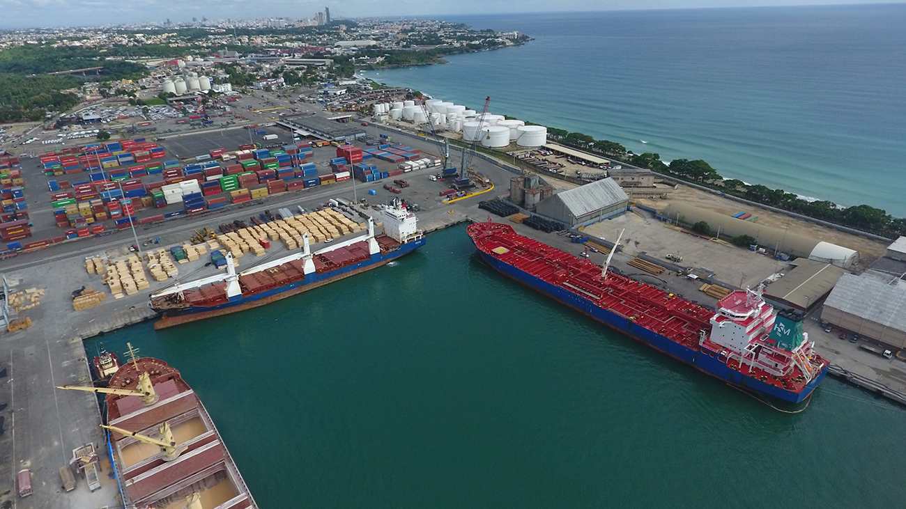 Autoridad Portuaria Dominicana toma medidas en Puertos por paso de la Tormenta Laura