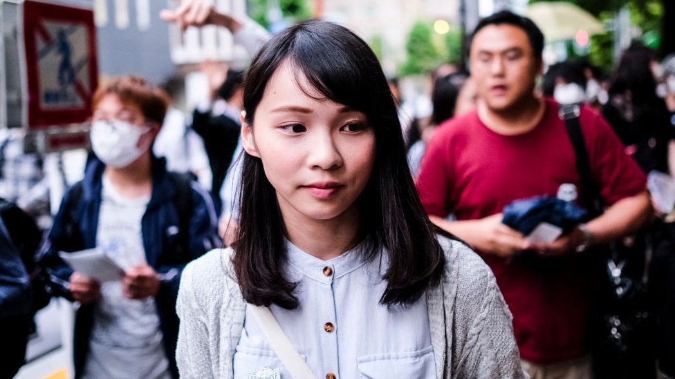 Quién es Agnes Chow, la verdadera Mulan que teme una cadena perpetua por luchar por la libertad de Hong Kong