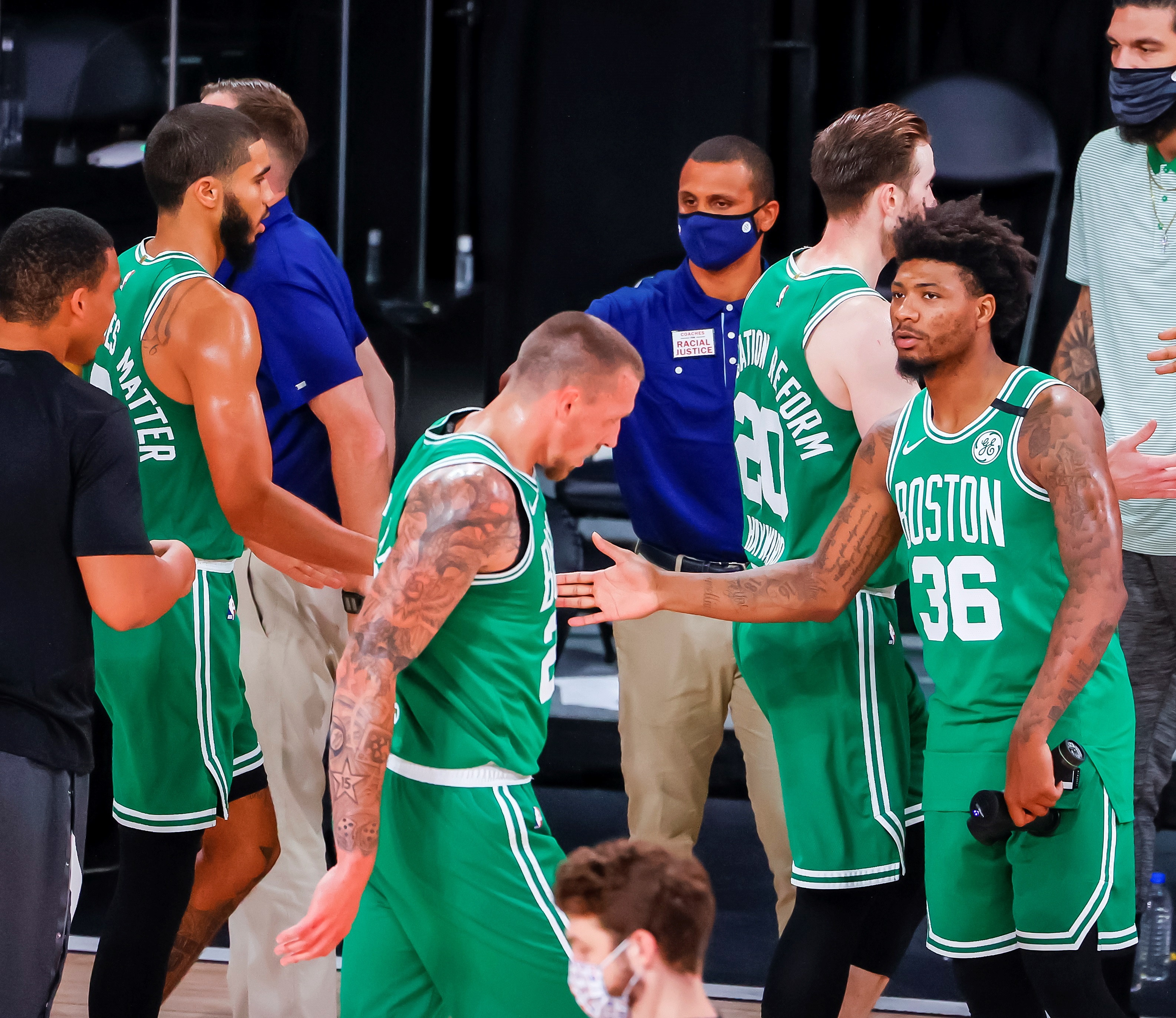 Tatum y Brown imponen su clase y ganan los Celtics