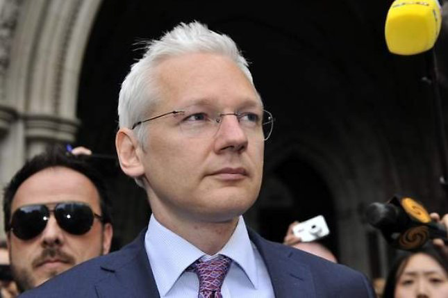 El presidente de México ofrece asilo político a Julian Assange