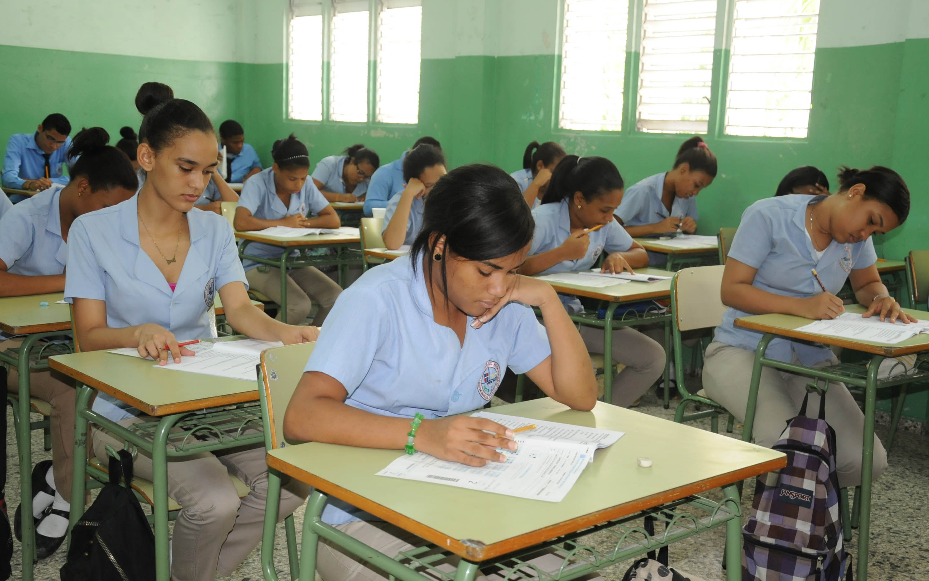 Minerd llama a las Pruebas Nacionales a 20 mil estudiantes