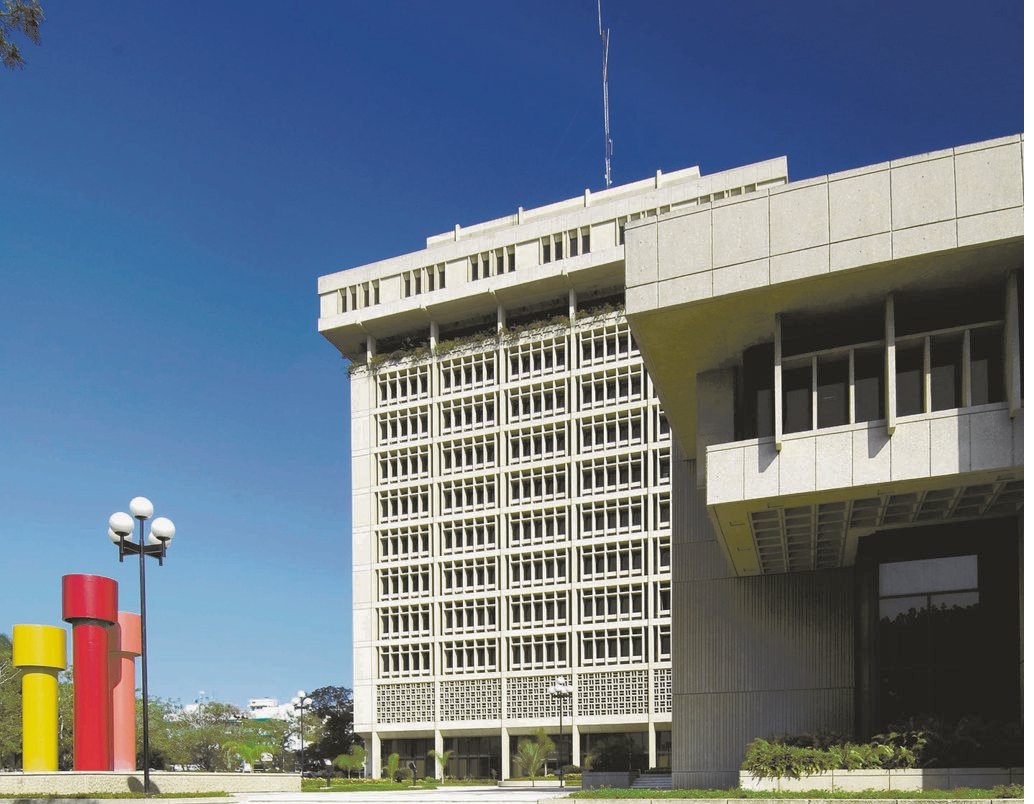 Economía dominicana creció 13 % de enero-agosto de 2021, afirma Banco Central