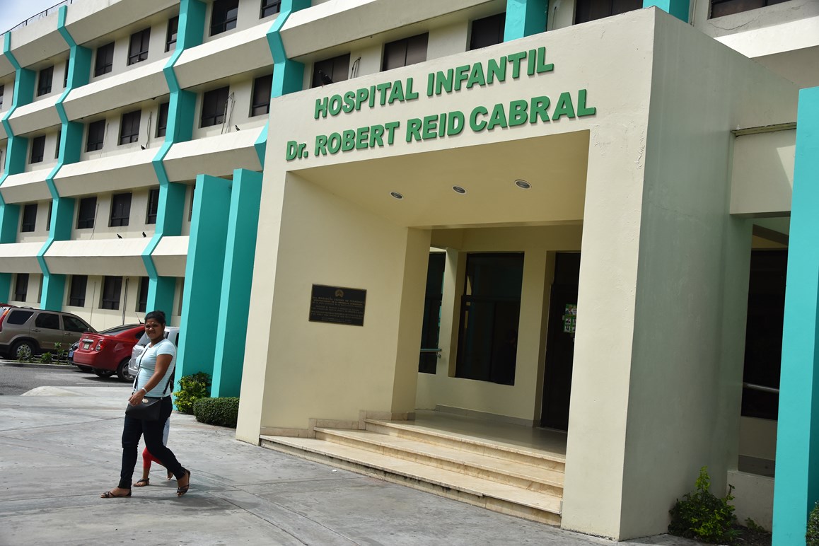 Hospital Robert Reid Cabral a punto de colapsar, piden intervención urgente del Gobierno