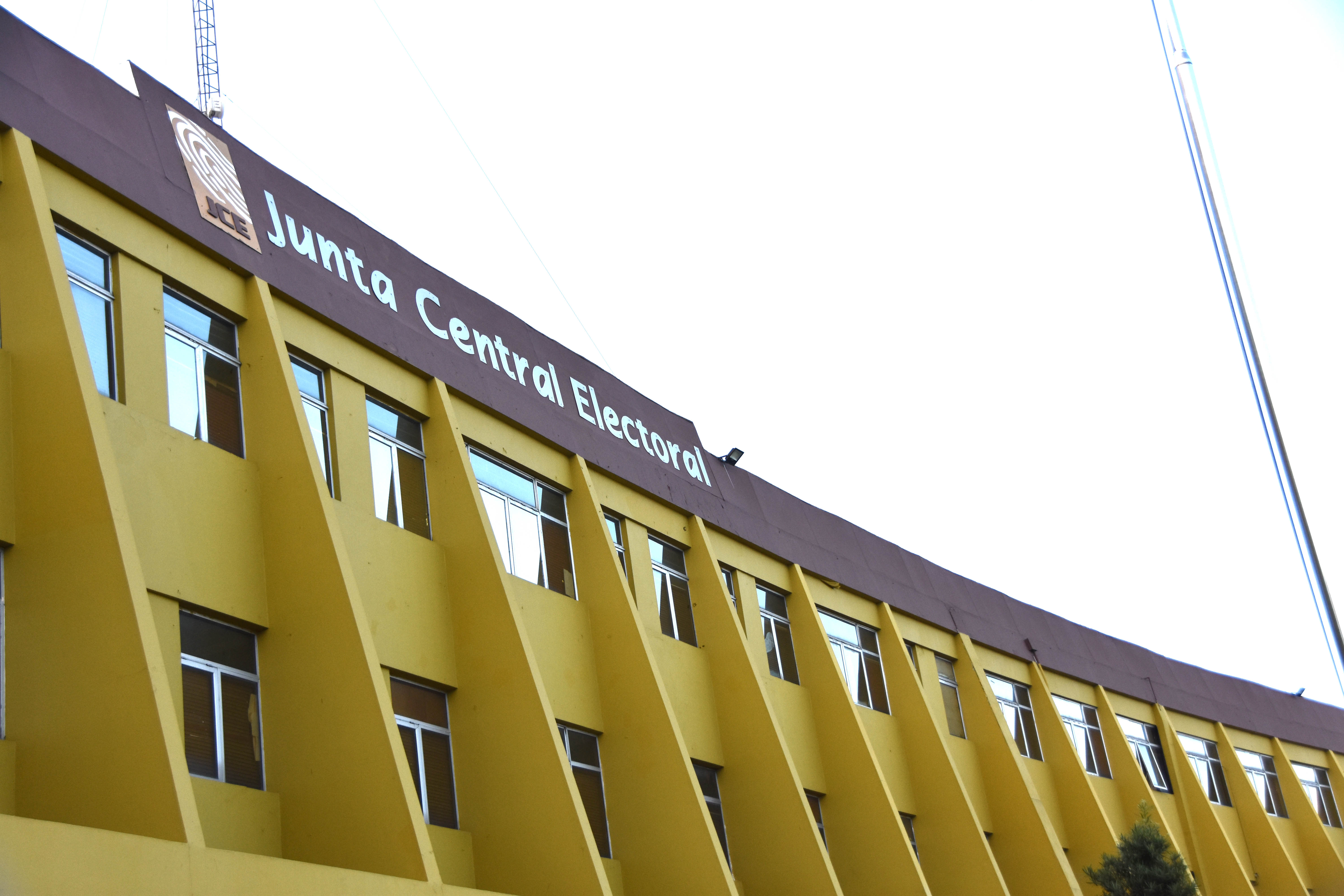 Fuerza del Pueblo denuncia JCE realiza nombramientos en área de Informática sin consultar partidos