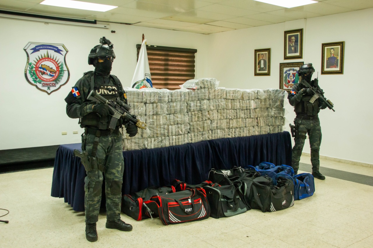 DNCD decomisa 306 paquetes de cocaína en Puerto Caucedo