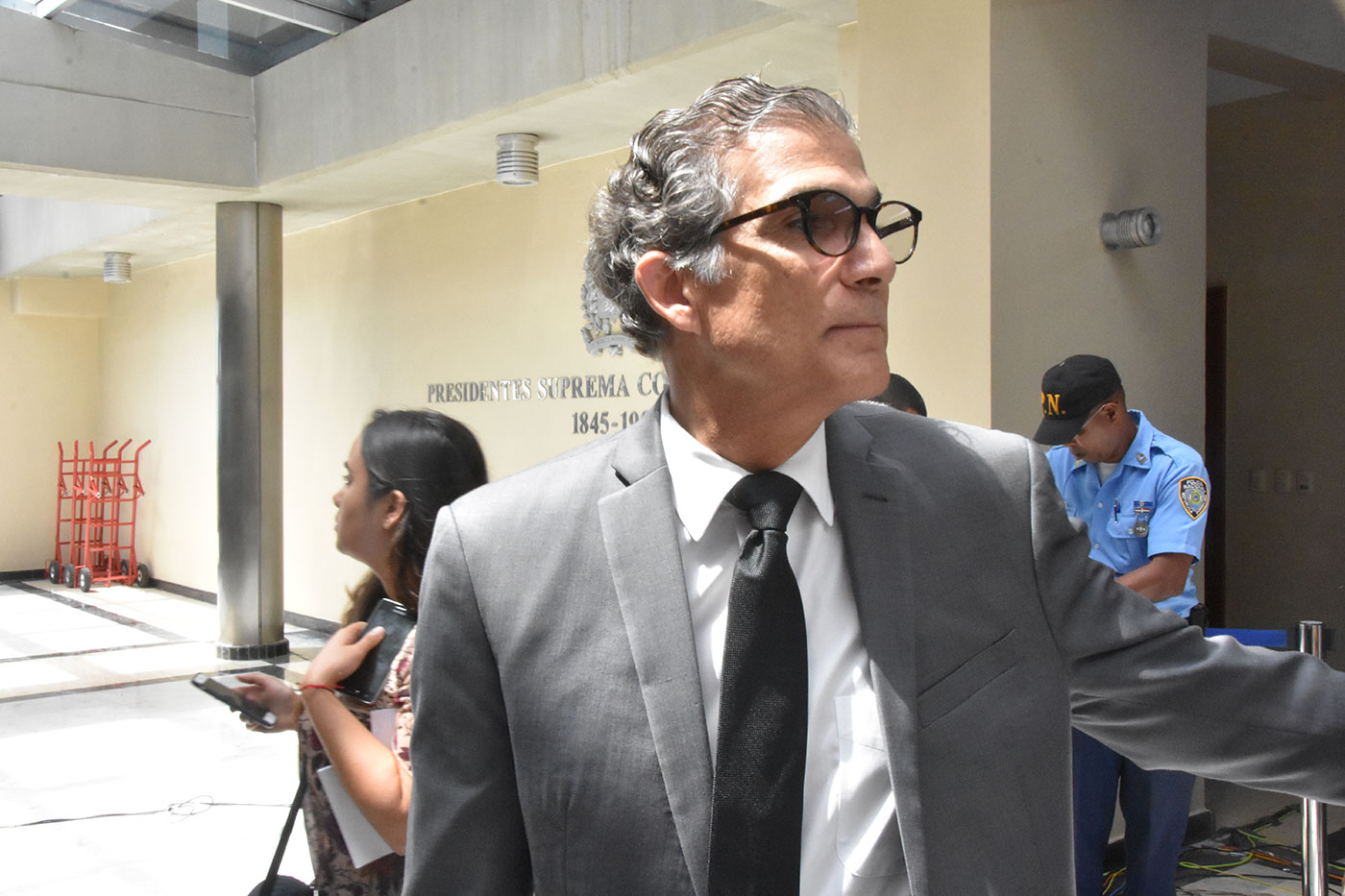 Tribunal absuelve a Conrado Pittaluga, MP no pudo demostrar acusaciones