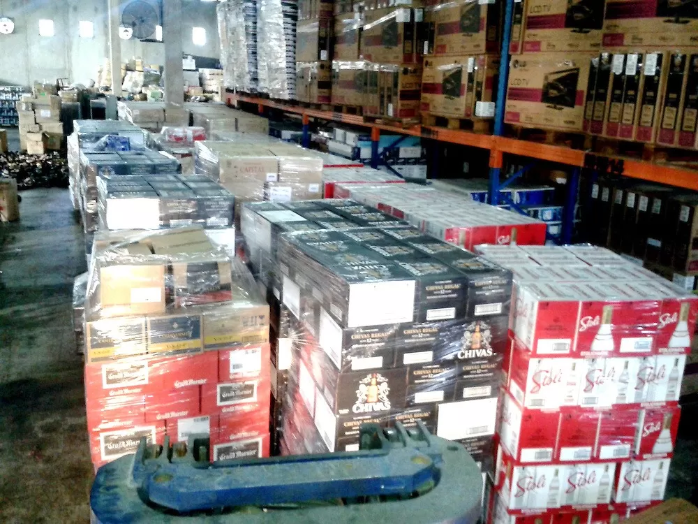 Militares confiscaron combustibles, medicinas y otros productos distribuidos de manera ilícita