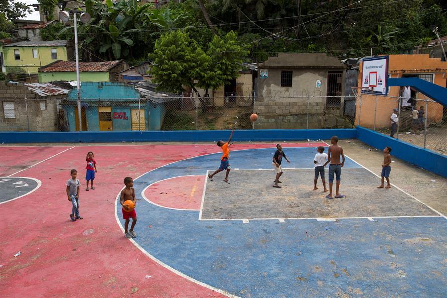 Educación virtual fuera del alcance de los dominicanos más pobres
