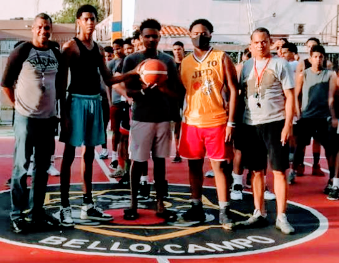 Baloncesto navideño 2020 es inaugurado en el Club Deportivo Bello Campo