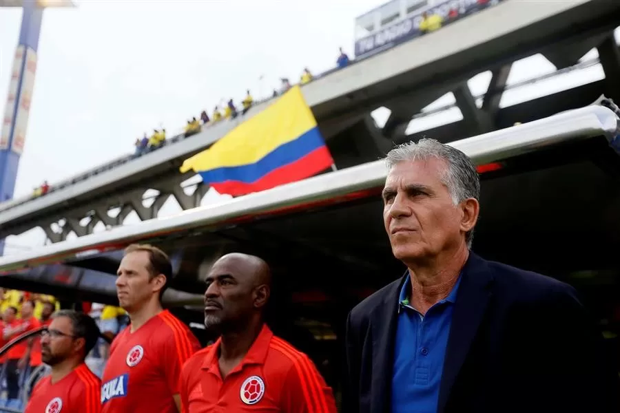 Portugués Queiroz deja la selección de Colombia