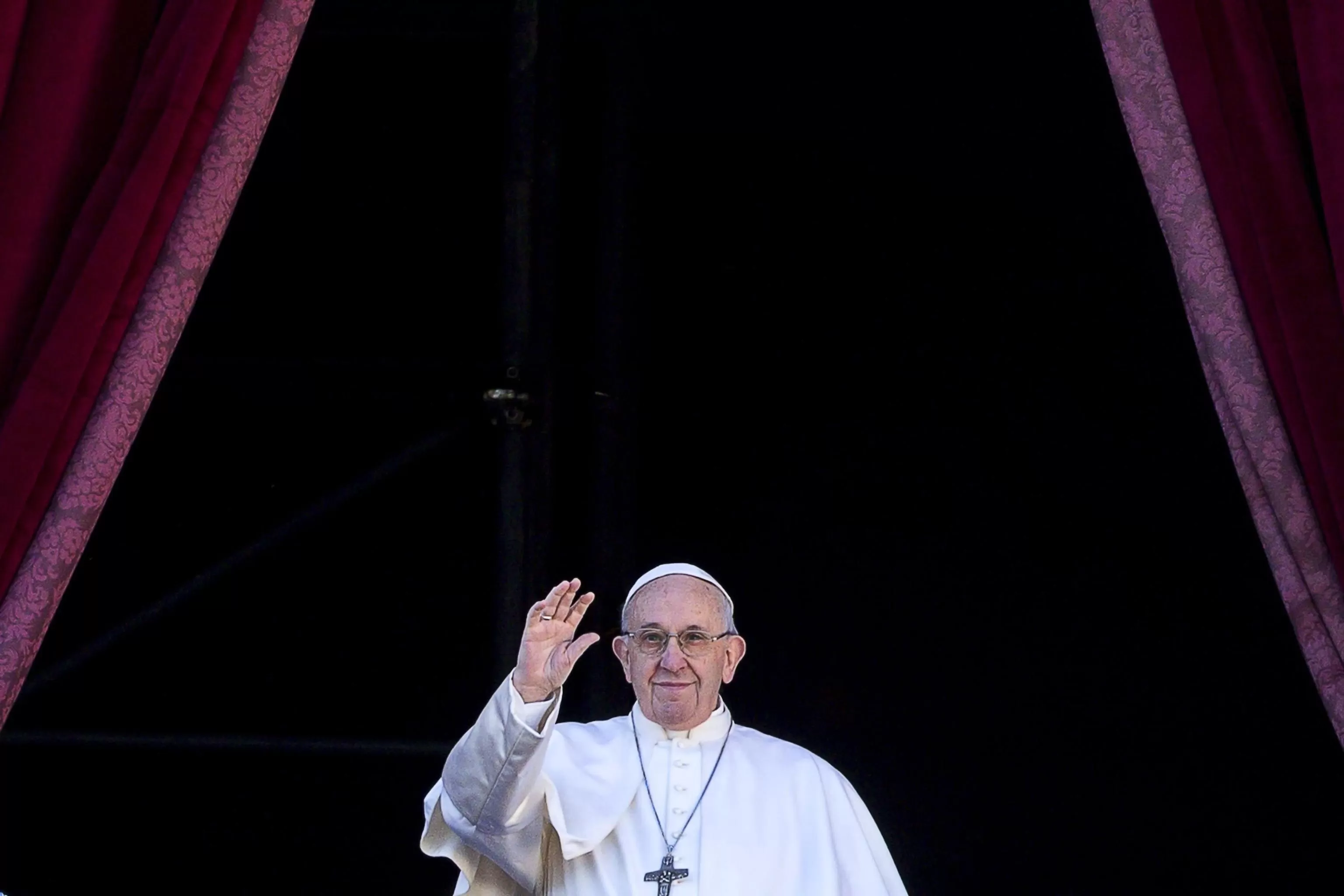 El papa renuncia a oficiar la Vigilia Pascual por su dolor en la rodilla