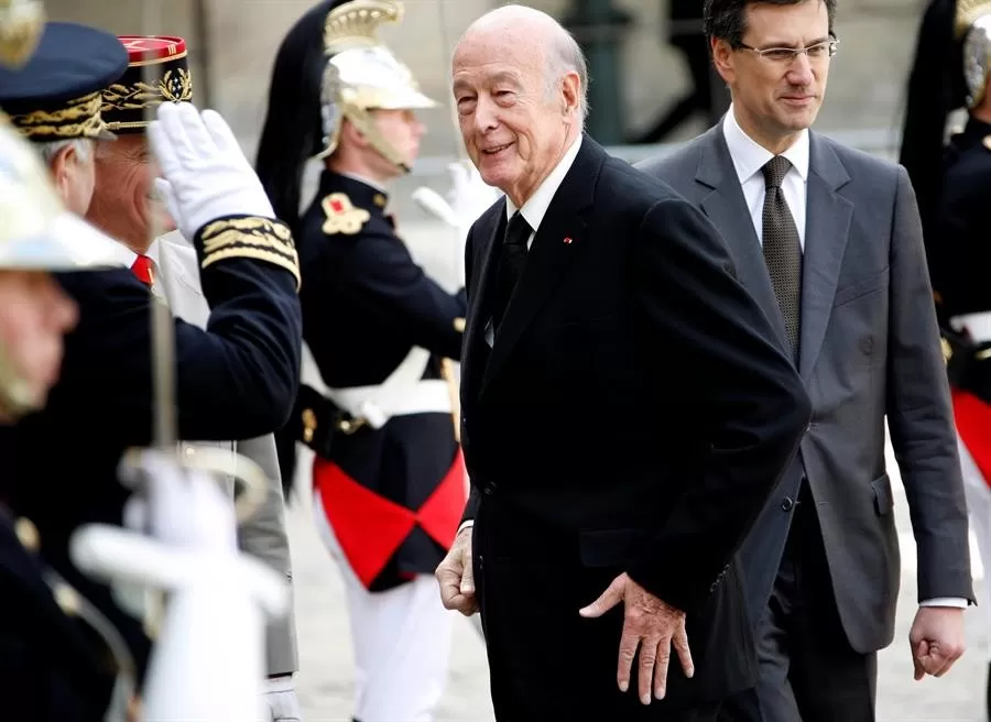 Covid-19 mata al expresidente francés Valéry Giscard d’Estaing