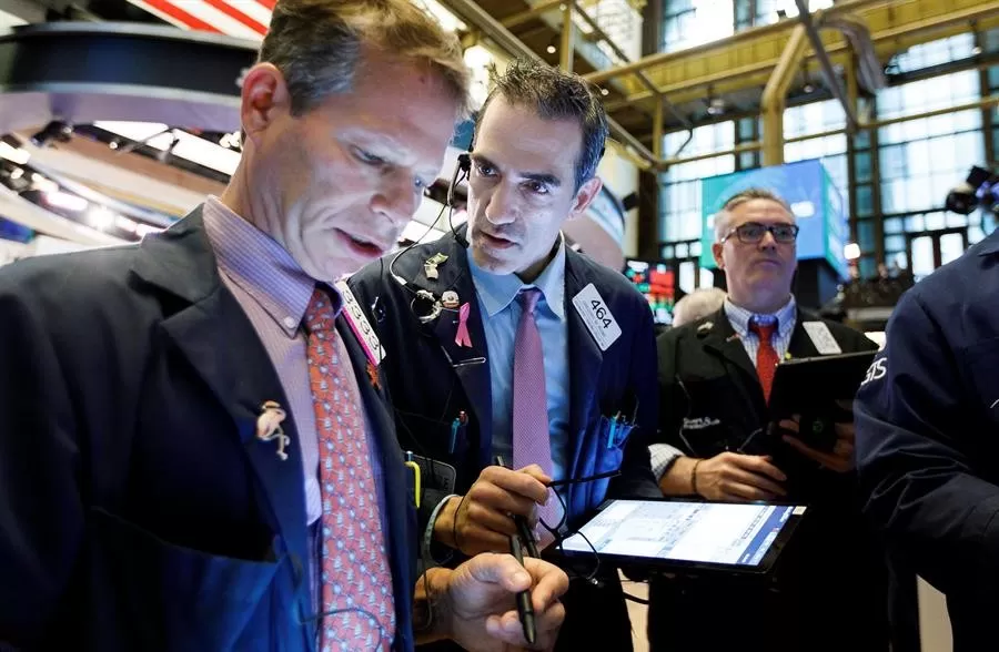 Wall Street cierra en rojo