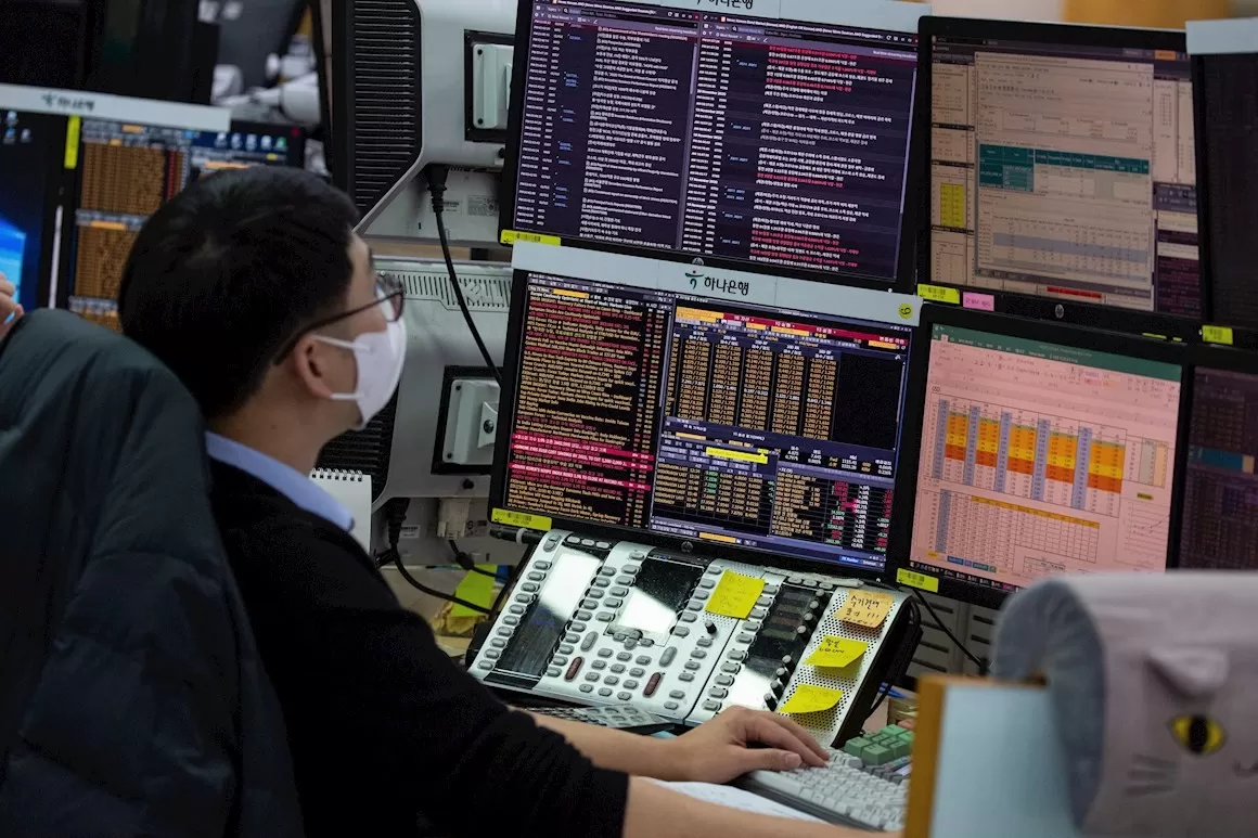 Inversores foráneos e institucionales hacen subir un 1,12 % la Bolsa de Seúl