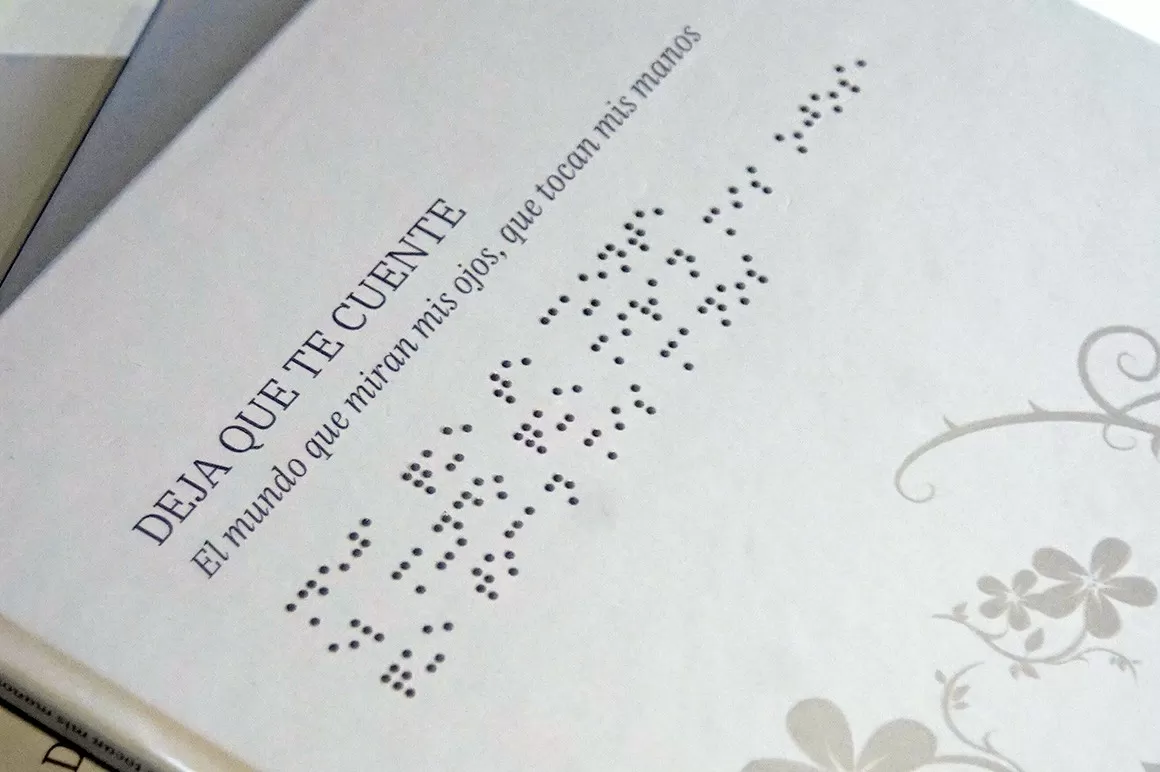 APAP presenta libro inclusivo con sistema Braille