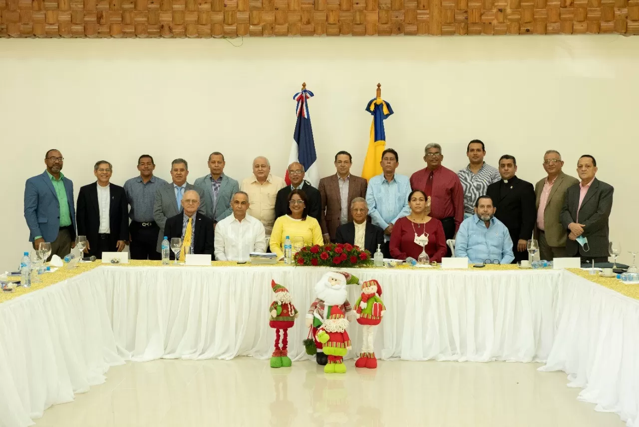 UCNE juramenta nuevos integrantes de la fundación universitaria