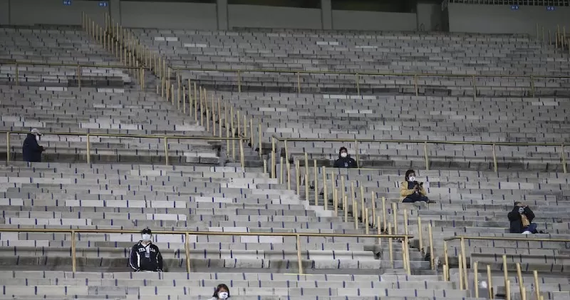 Los ecos del silencio en los estadios
