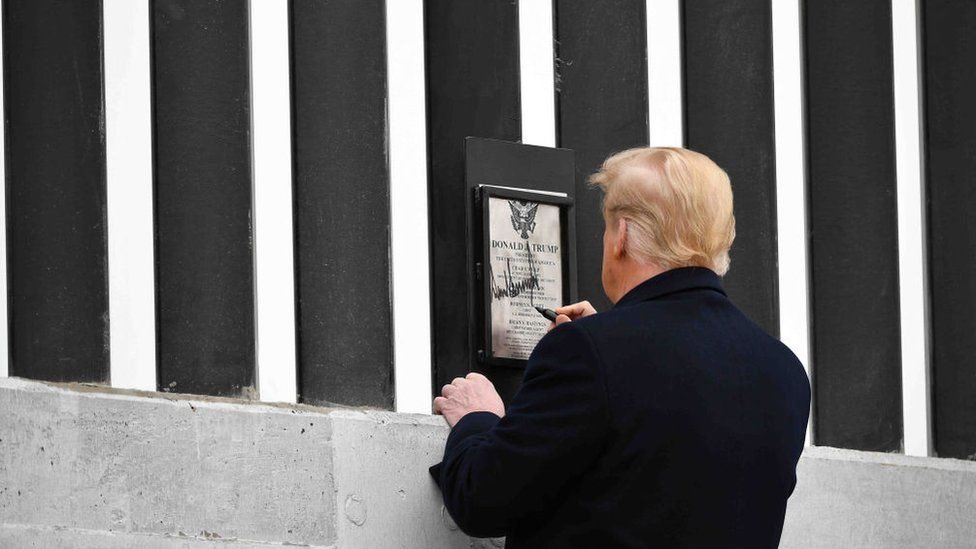 Cuánto se construyó del muro de Trump en la frontera con México que Biden mandó parar en el primer día de su mandato