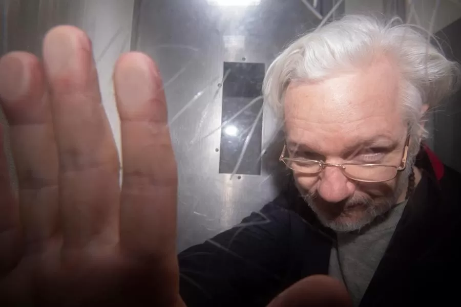 WikiLeaks pide a EEUU retirar cargos contra Julian Assange
