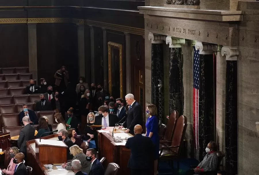 Vicepresidente Pence dice ataque al Capitolio 