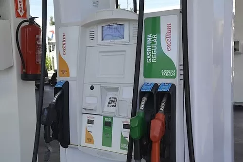 Industria y Comercio anuncia alzas en precios de combustibles