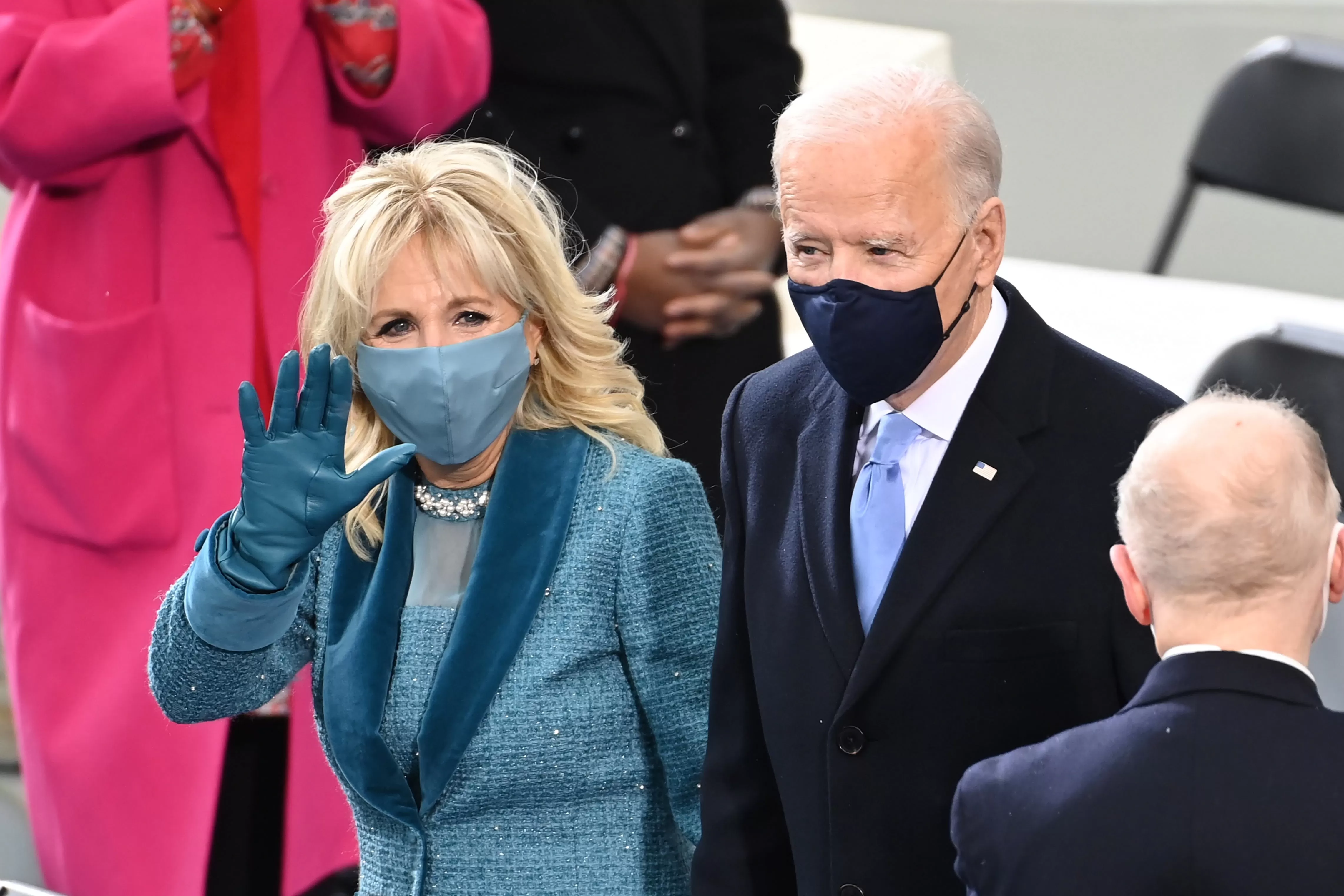 Biden y la primera dama visitan un hospital para niños en Nochebuena