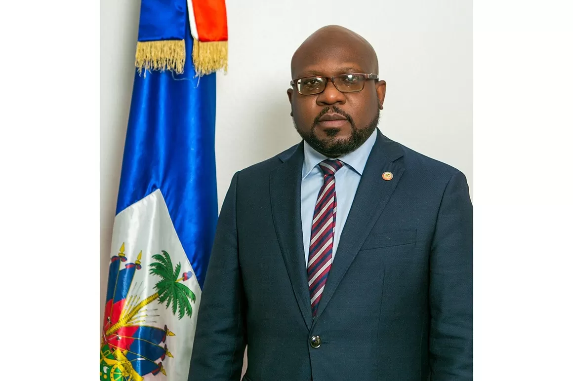 Embajador haitiano ve la relación bilateral en momento de 