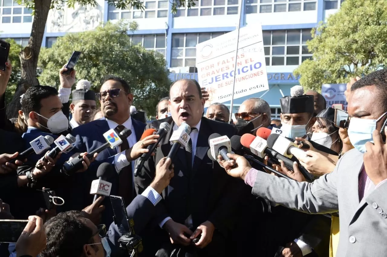 Abogados denuncian que la justicia está secuestrada, exigen juicio político contra Luis Henry Molina